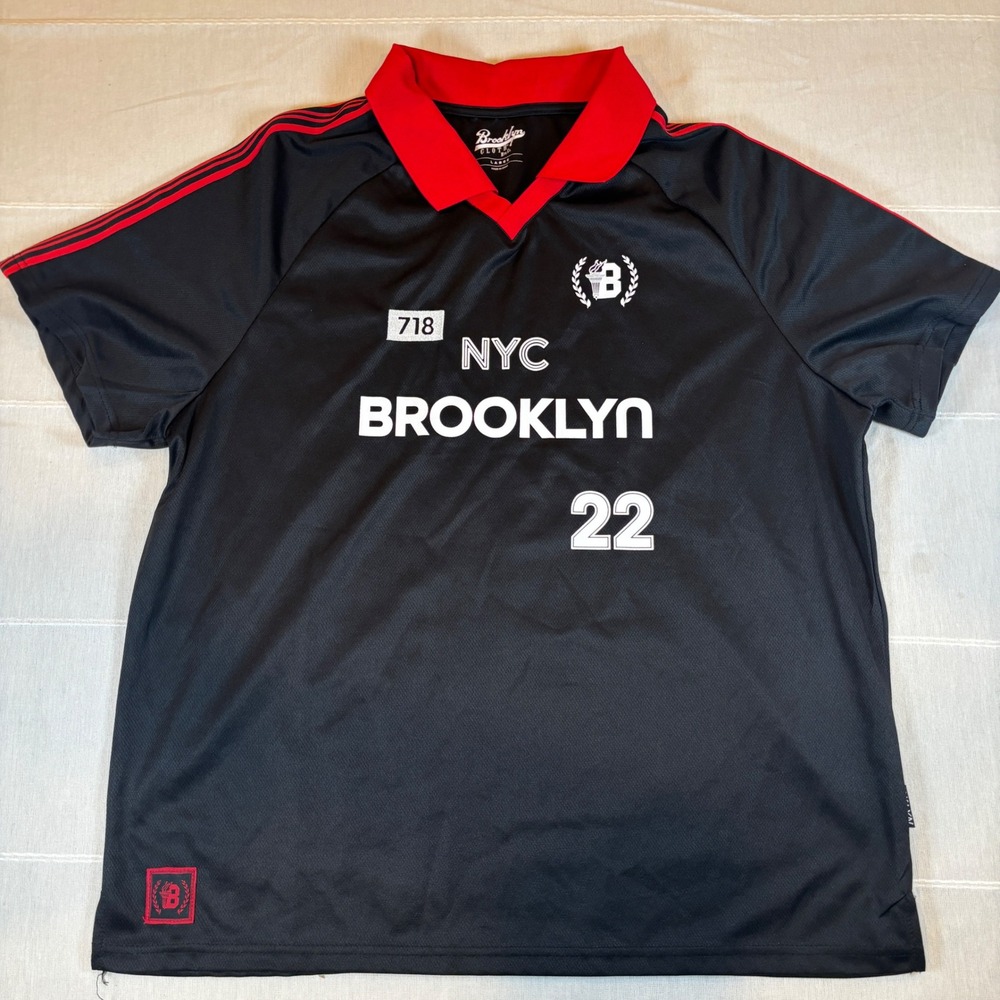 Brooklyn Cloth NYC 718 Soccer Jersey Black Red Mens Large Short Sleeve 22 Shirt